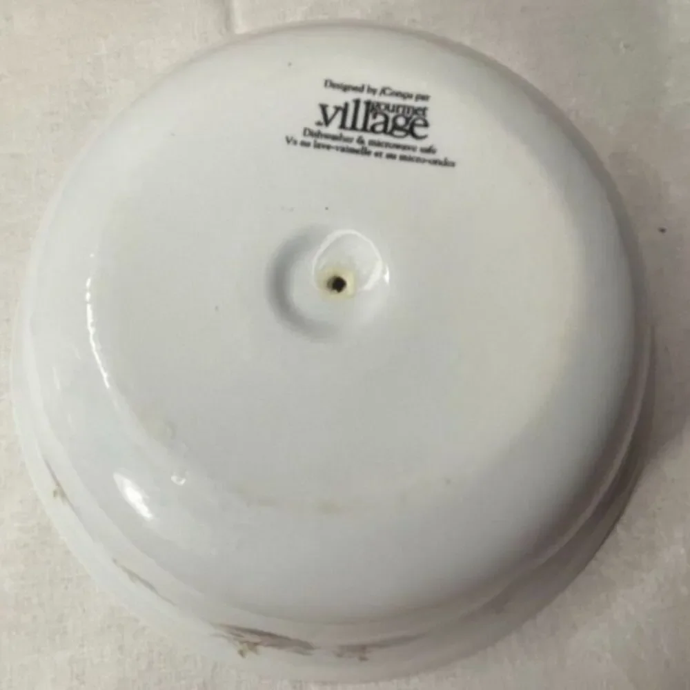 Ivory ceramic apple baker dish